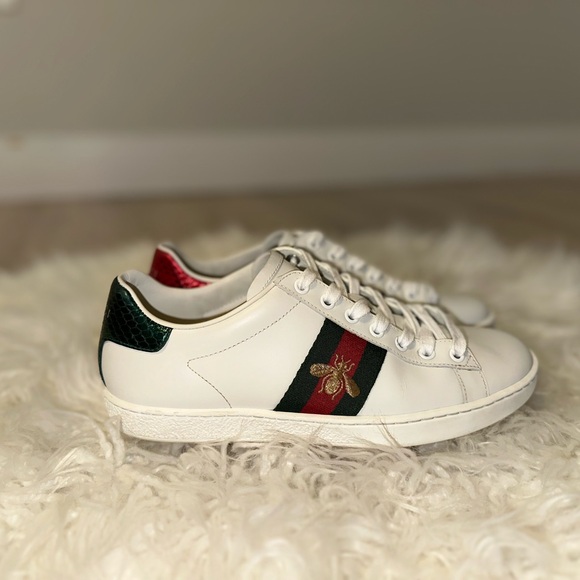 Authentic Gucci shoes size 8.5 - Picture 3 of 14